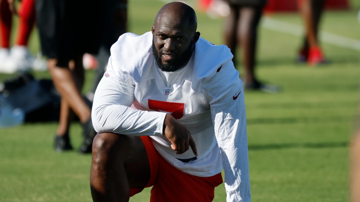 Tampa Bay Buccaneers running back Leonard Fournette