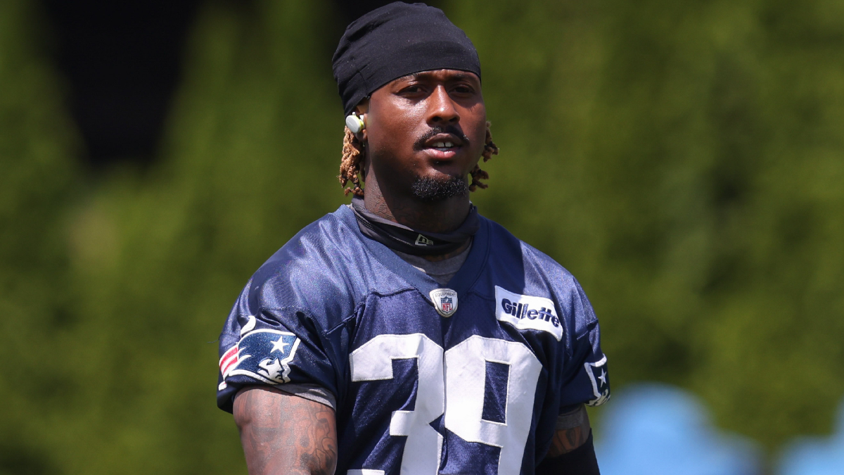 New England Patriots cornerback Terrance Mitchell