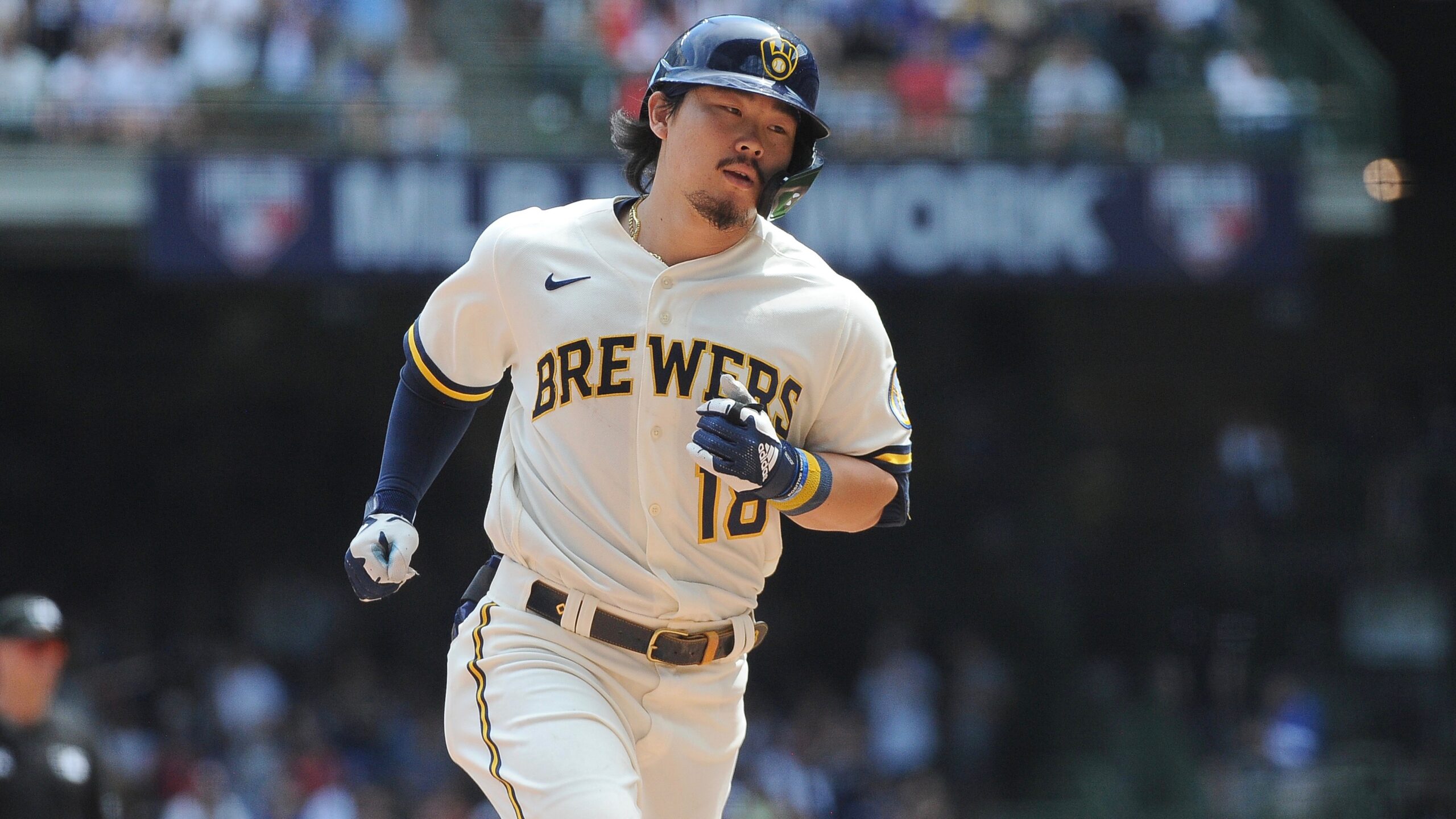 MLB: Chicago Cubs at Milwaukee Brewers