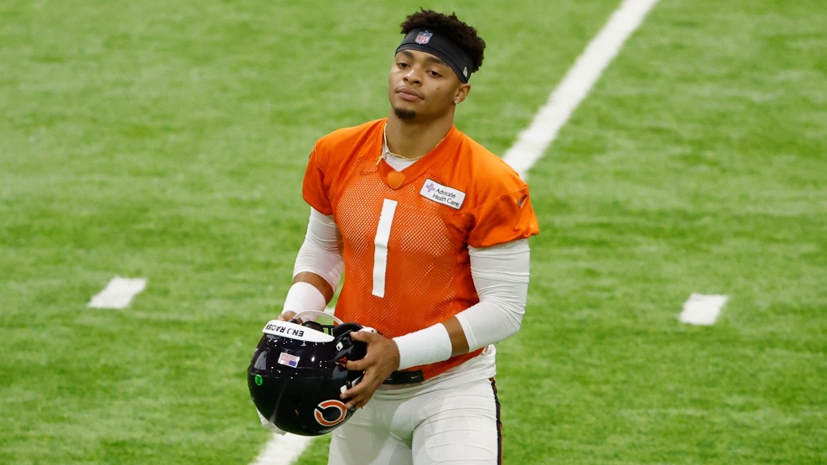 Chicago Bears quarterback Justin Fields