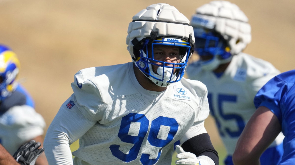 Los Angeles Rams defensive end Aaron Donald