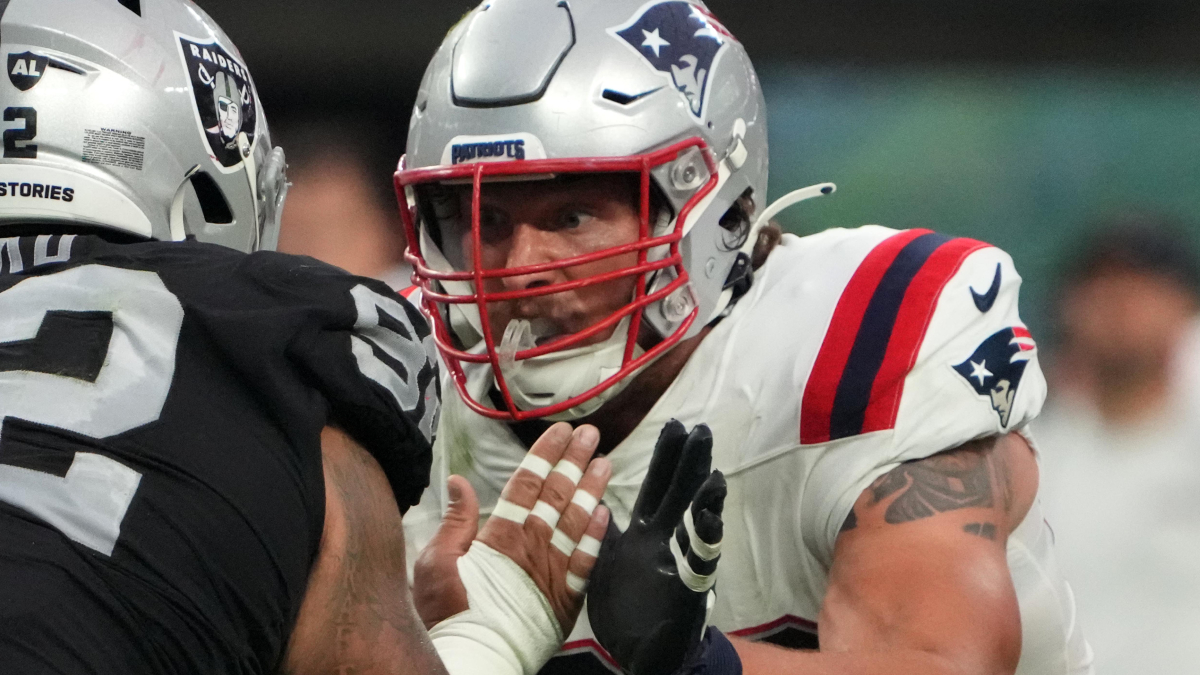New England Patriots guard Cole Strange