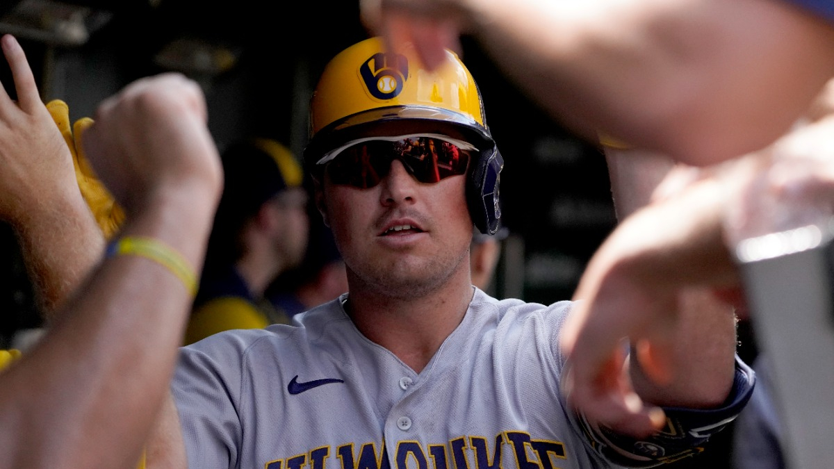 Milwaukee Brewers outfielder Hunter Renfroe