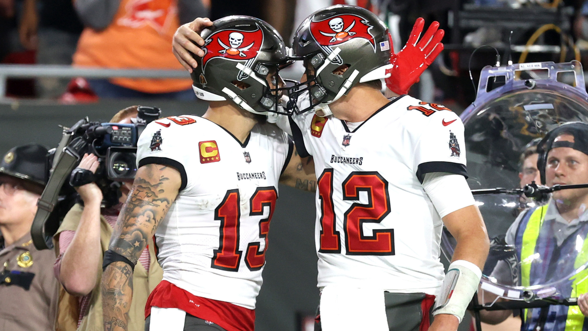 Tampa Bay Buccaneers wide receiver Mike Evans and quarterback Tom Brady