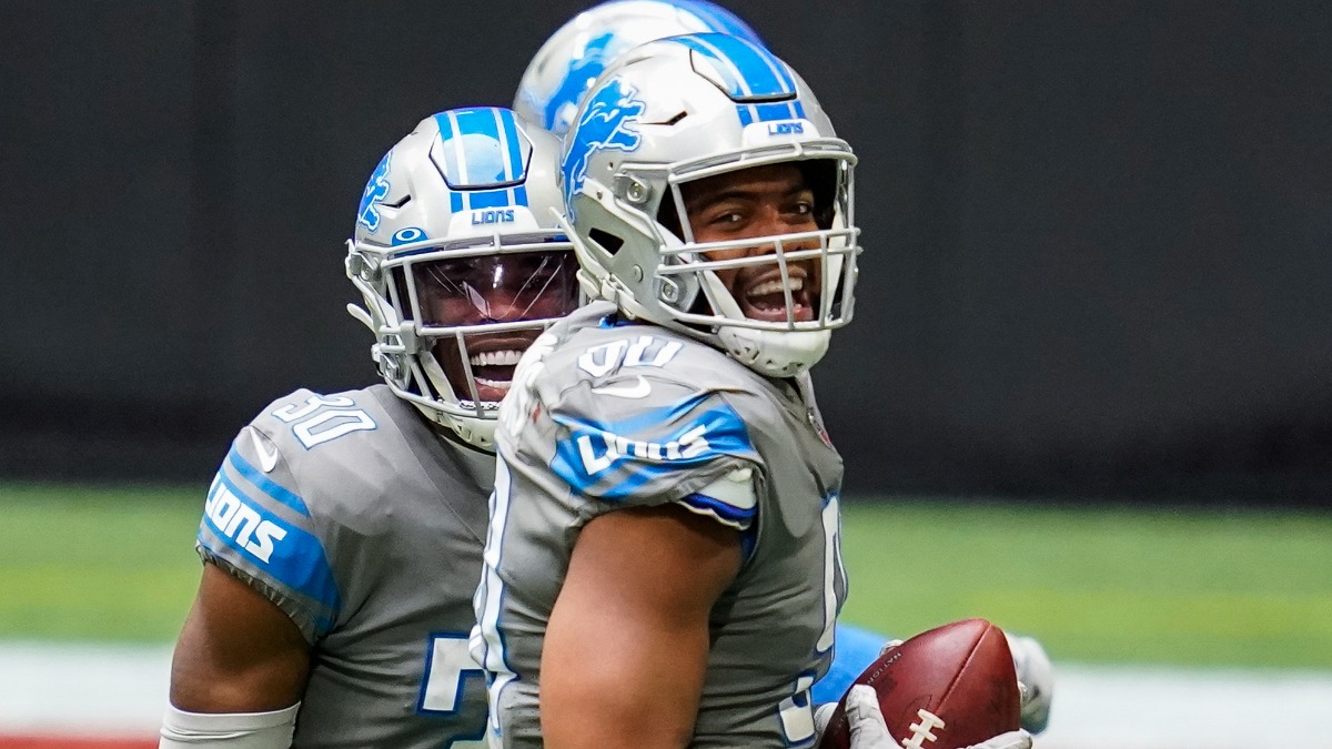 Miami Dolphins defensive end Trey Flowers