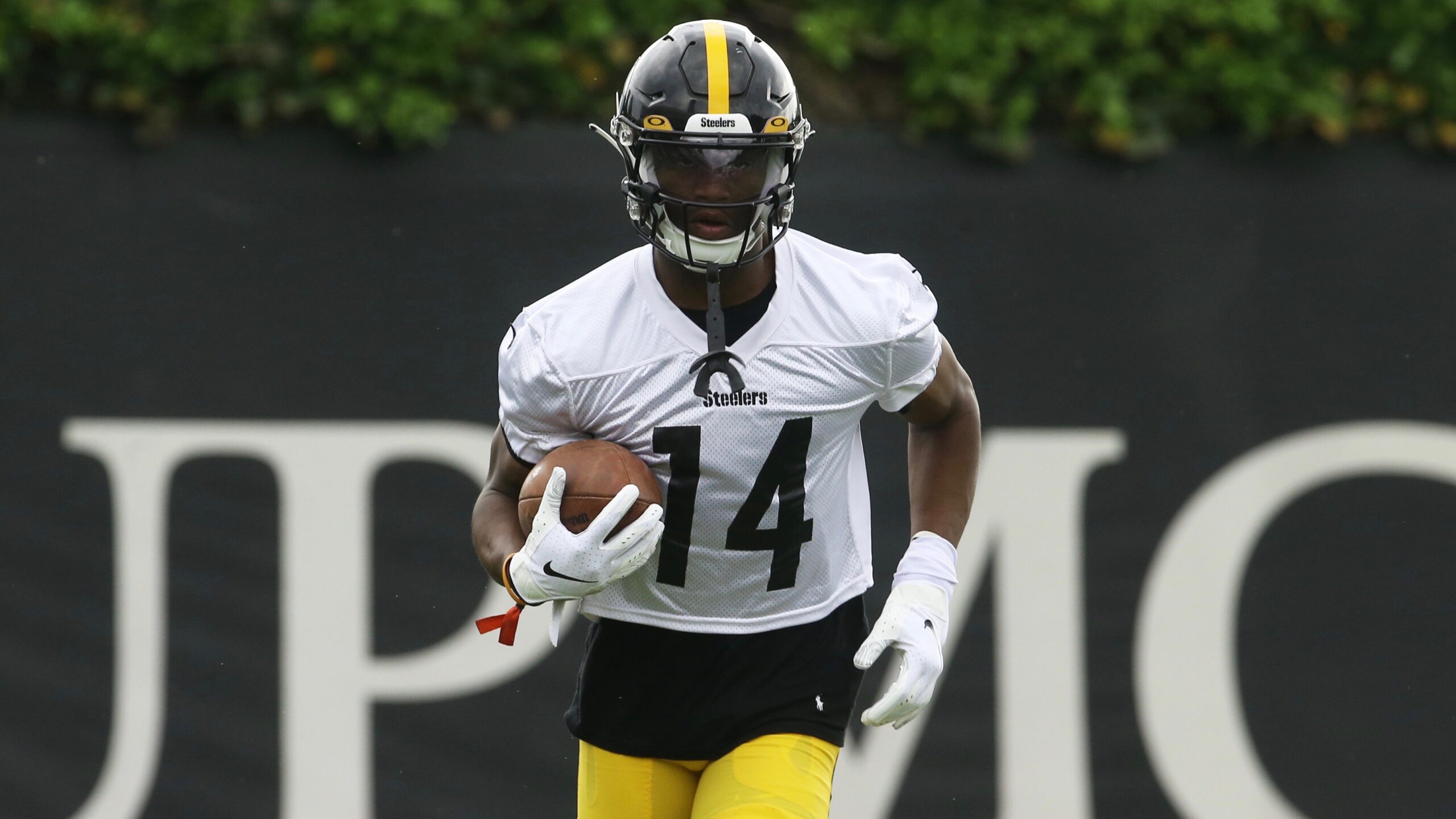 NFL: Pittsburgh Steelers OTA