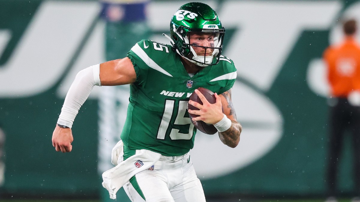 New York Jets quarterback Chris Streveler