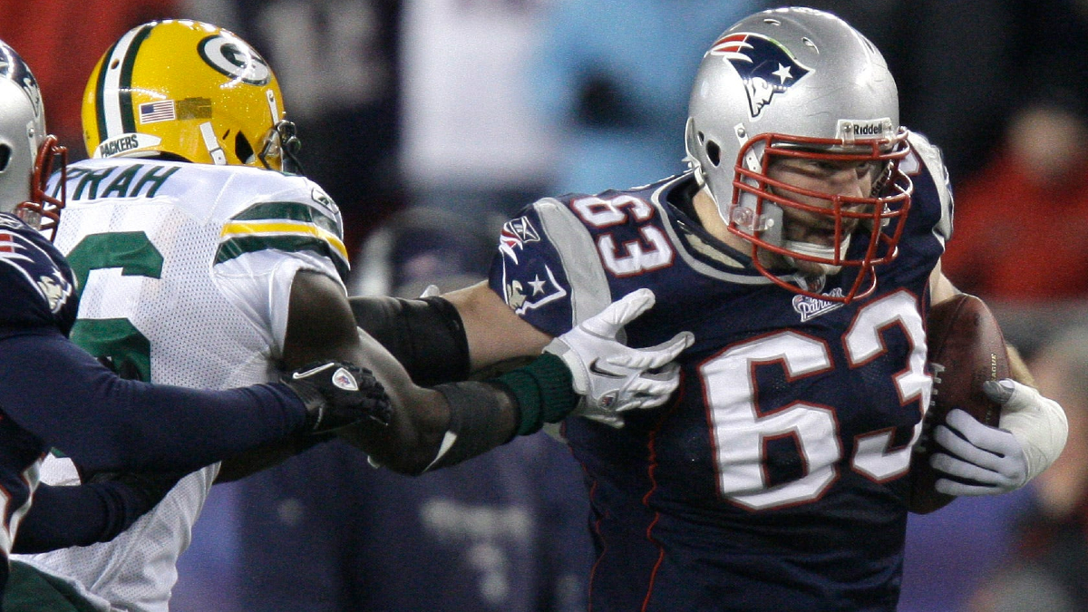 New England Patriots offensive lineman Dan Connolly