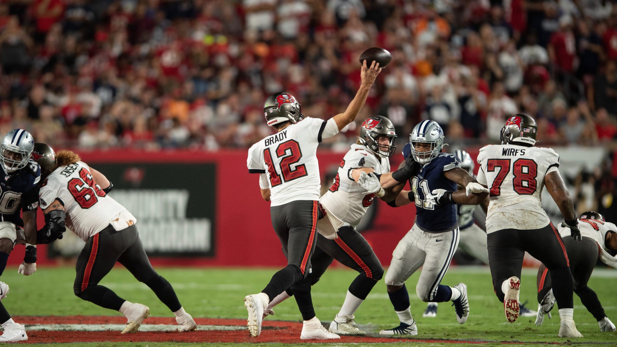 NFL: Dallas Cowboys at Tampa Bay Buccaneers