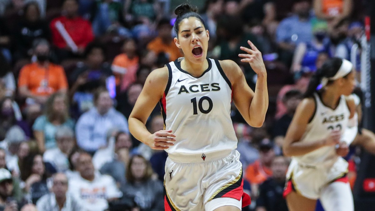 Las Vegas Aces guard Kelsey Plum