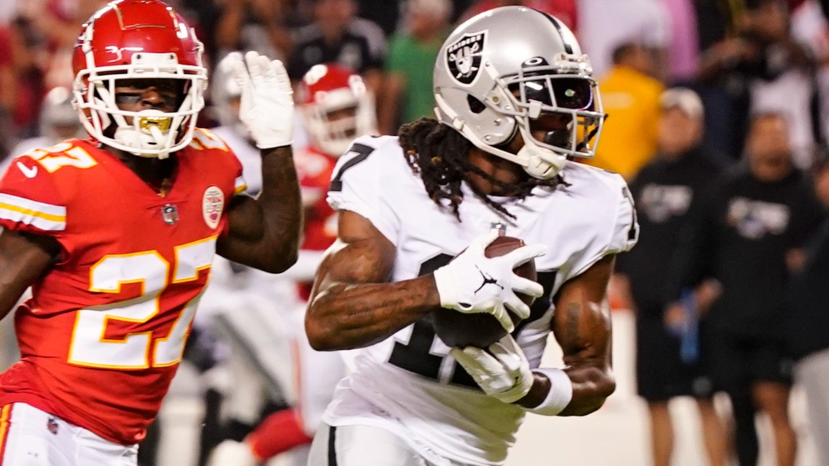 Las Vegas Raiders wide receiver Davante Adams