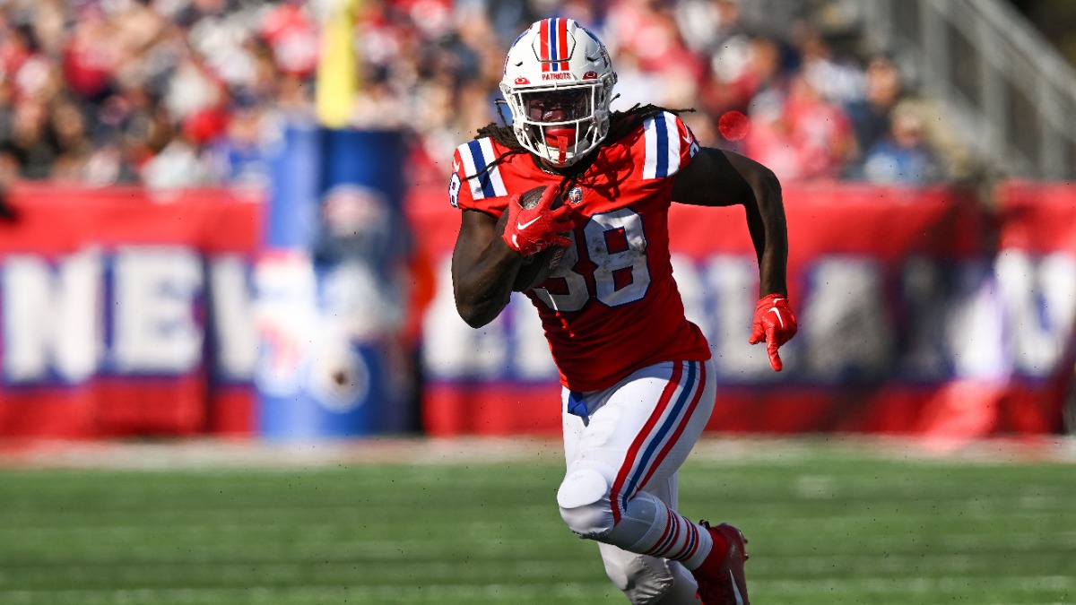 New England Patriots running back Rhamondre Stevenson