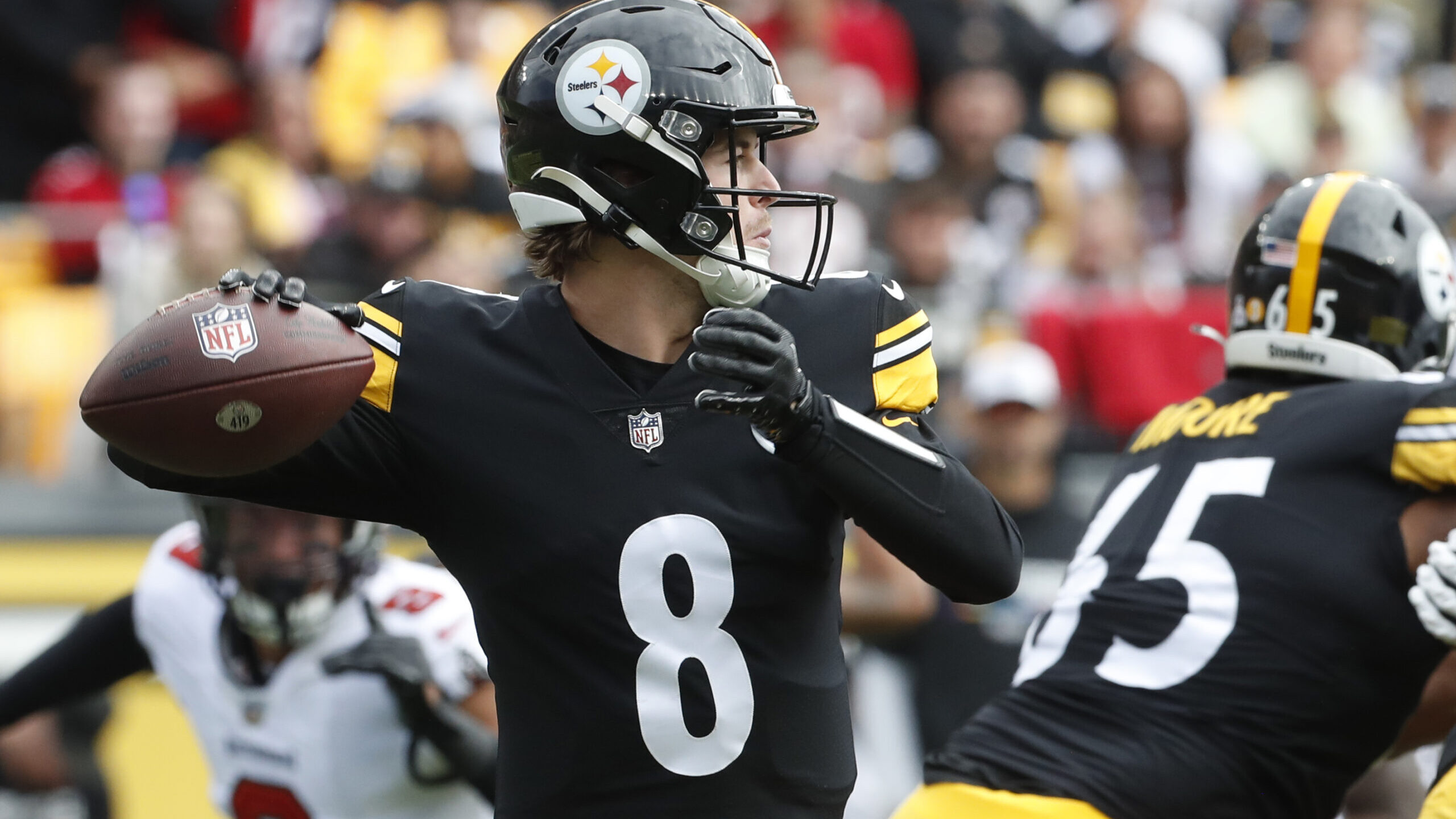 NFL: Tampa Bay Buccaneers at Pittsburgh Steelers