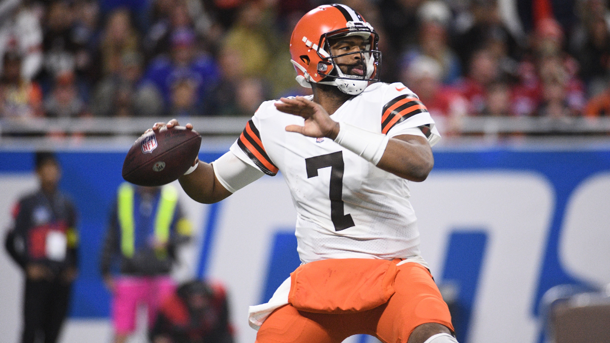 Cleveland Browns quarterback Jacoby Brissett