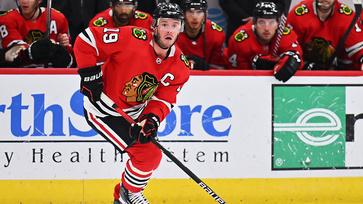 Chicago Blackhawks forward Jonathan Toews