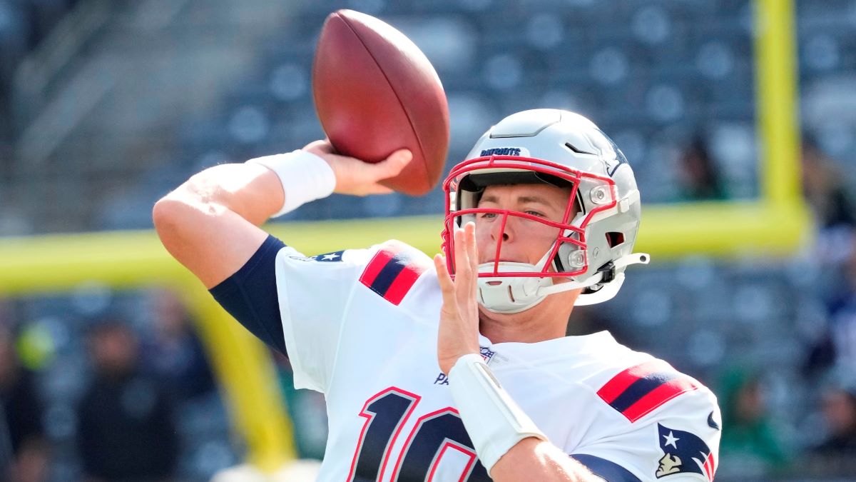 New England Patriots quarterback Mac Jones