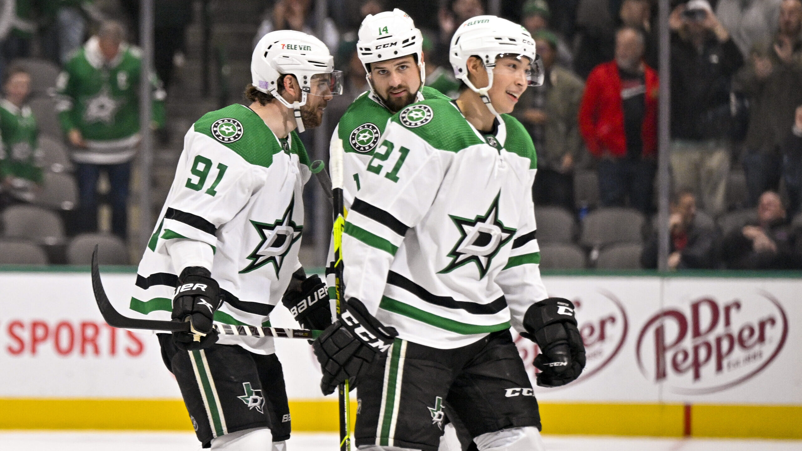 NHL: Chicago Blackhawks at Dallas Stars