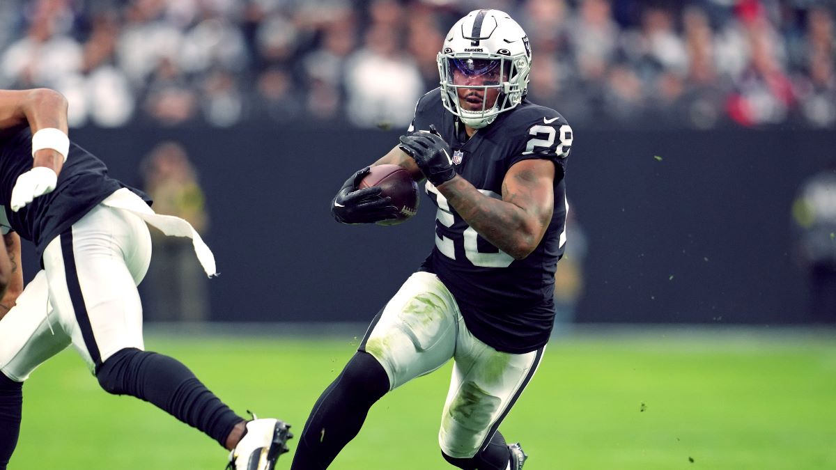 Las Vegas Raiders running back Josh Jacobs