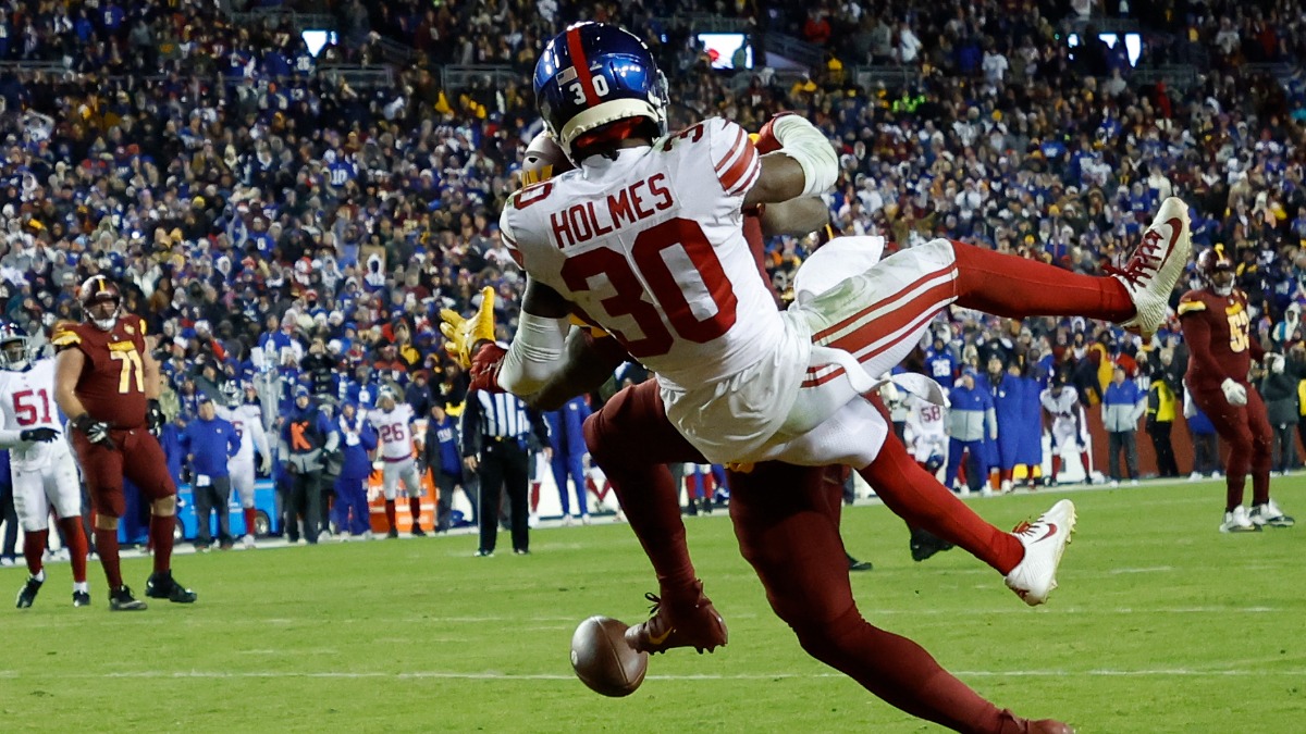New York Giants cornerback Darnay Holmes, Washington Commanders wide receiver Curtis Samuel