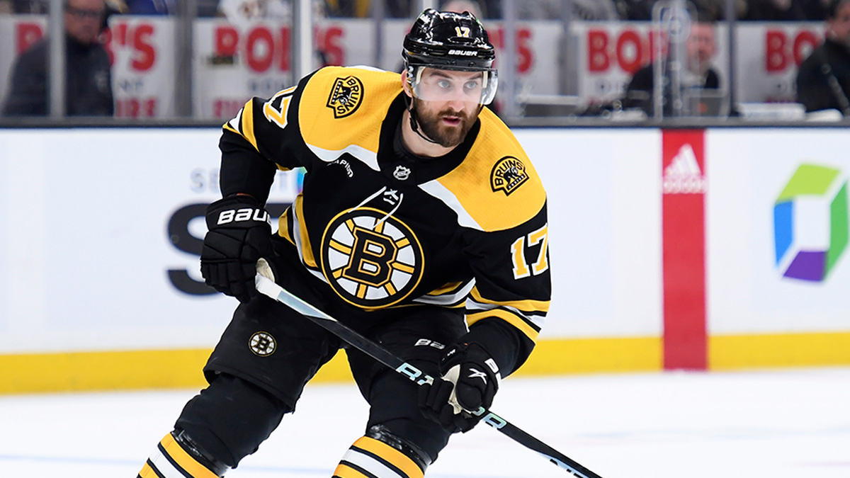 Boston Bruins forward Nick Foligno