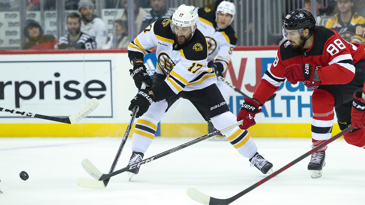 Boston Bruins forward Nick Foligno