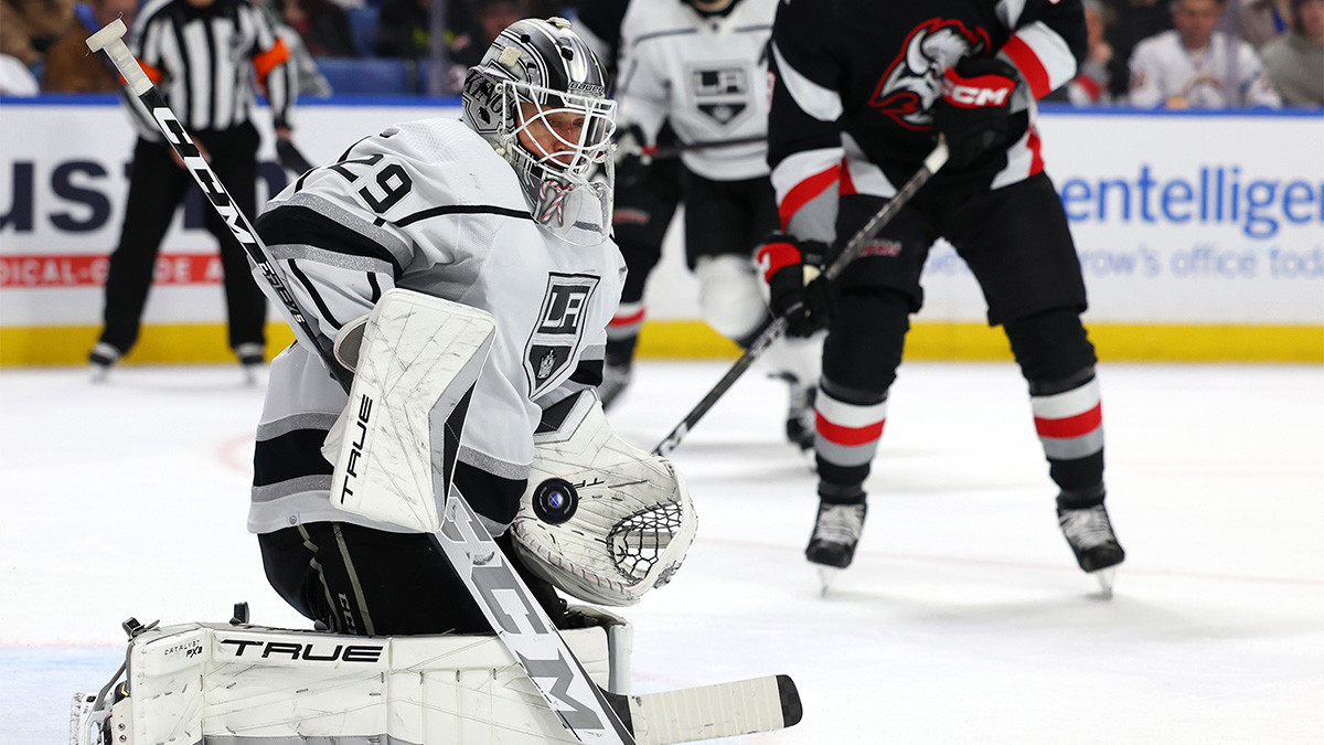 Los Angeles Kings goaltender Pheonix Copley