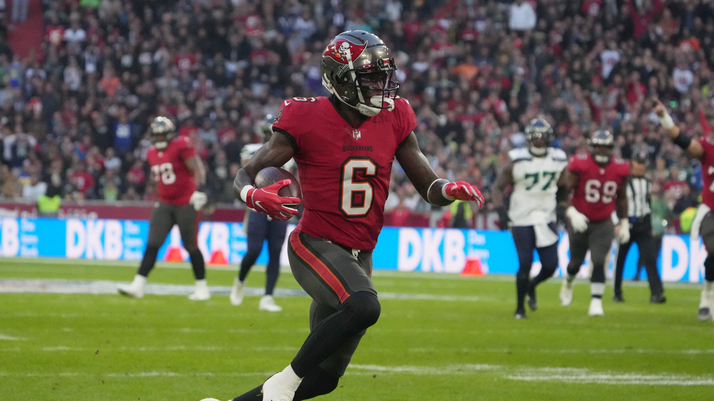 NFL: International Series-Seattle Seahawks at Tampa Bay Buccaneers