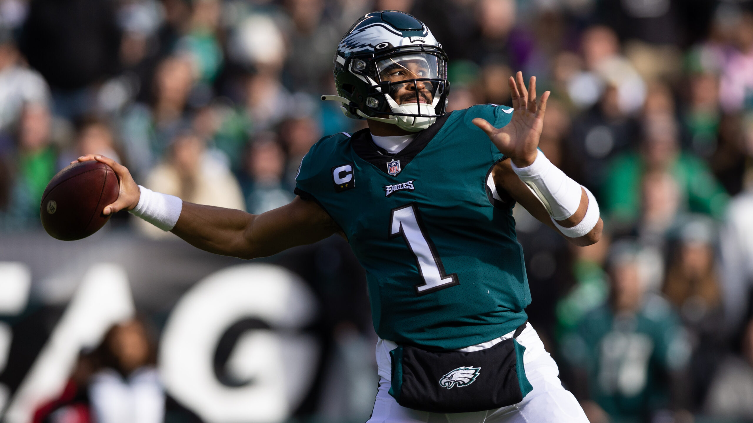 NFL: Tennessee Titans at Philadelphia Eagles