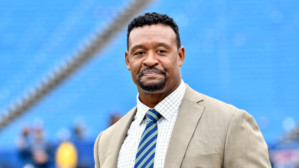 Former New England Patriots linebacker Willie McGinest