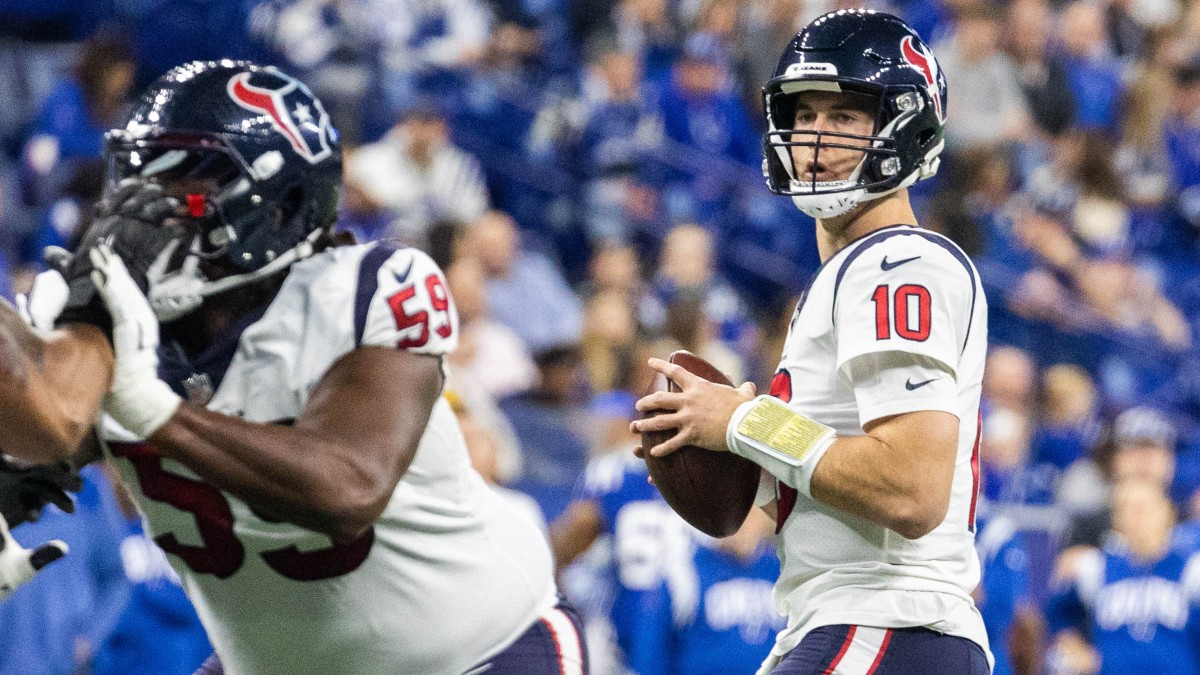 Houston Texans quarterback Davis Mills
