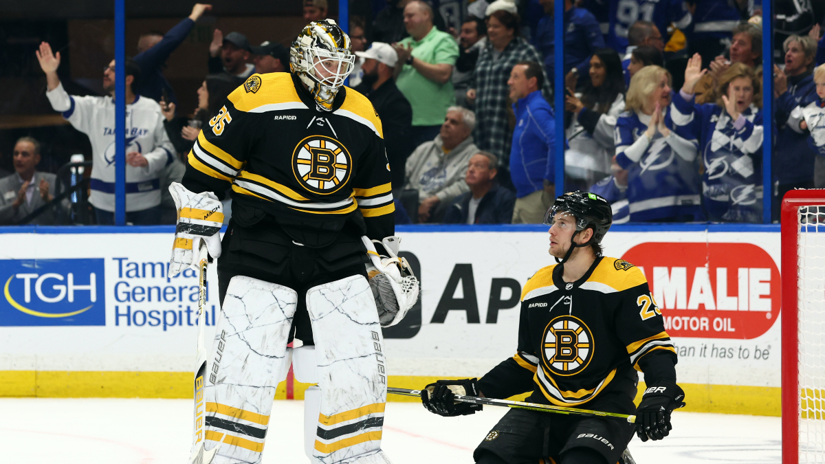 Boston Bruins goaltender Linus Ullmark