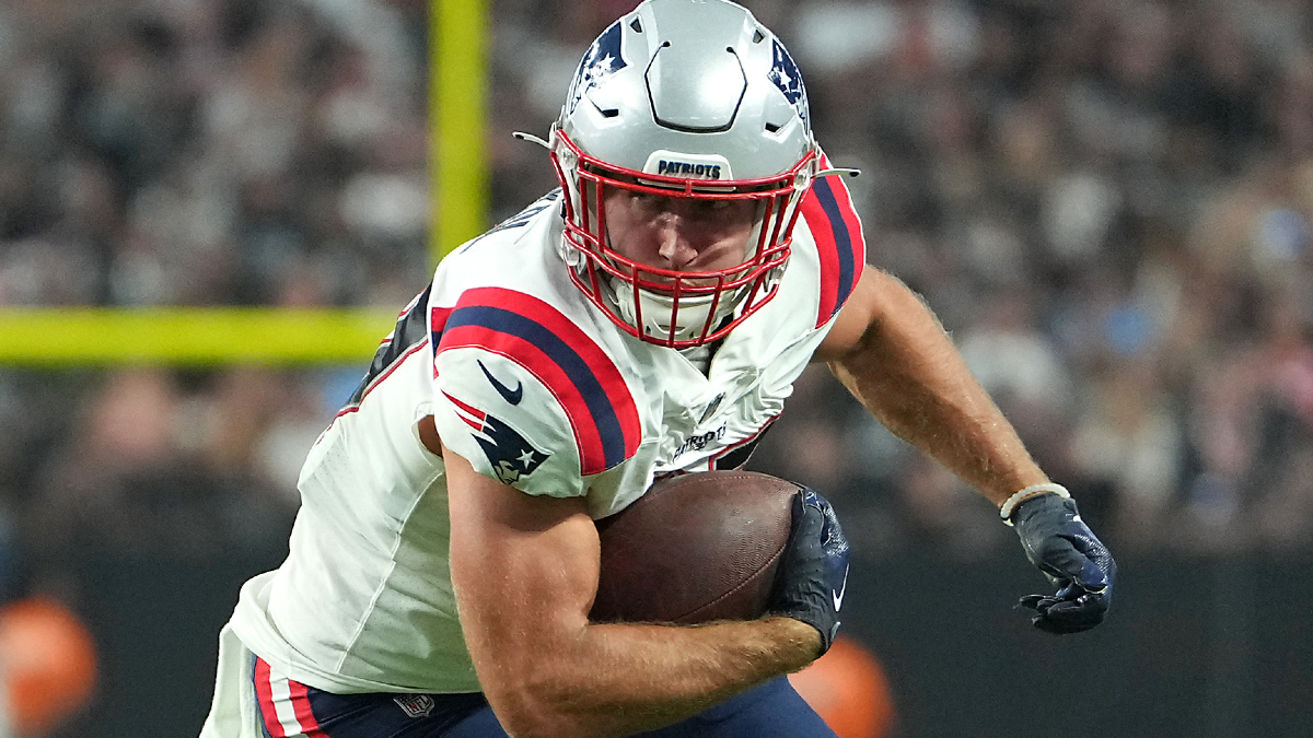 New England Patriots tight end Matt Sokol