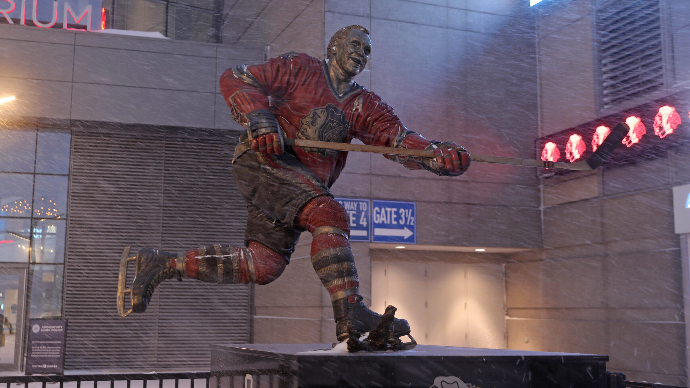NHL: Columbus Blue Jackets at Chicago Blackhawks