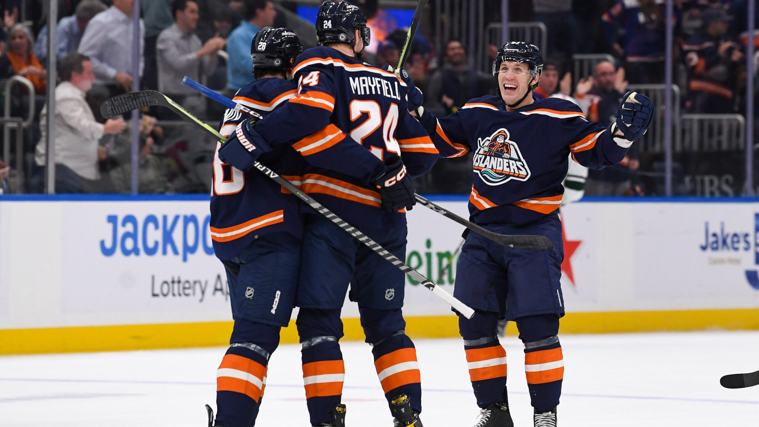 NHL: Minnesota Wild at New York Islanders