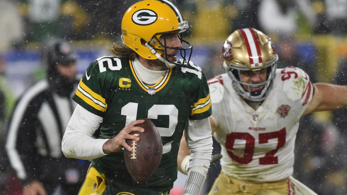 Green Bay Packers quarterback Aaron Rodgers