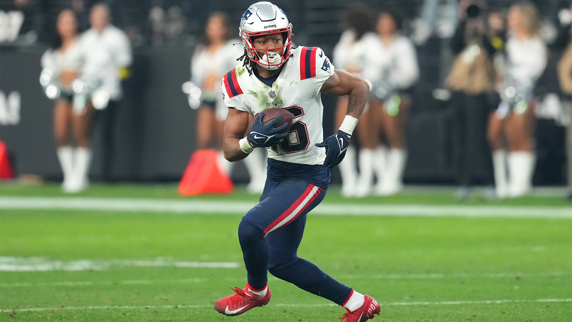 Report: Former Patriots Wide Receiver Requested Trade