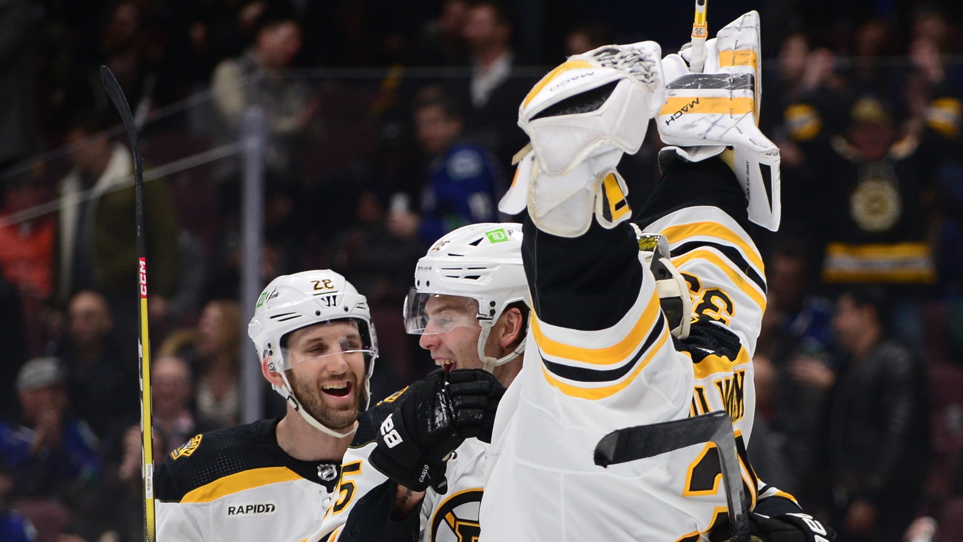 Boston Bruins goaltender Linus Ullmark