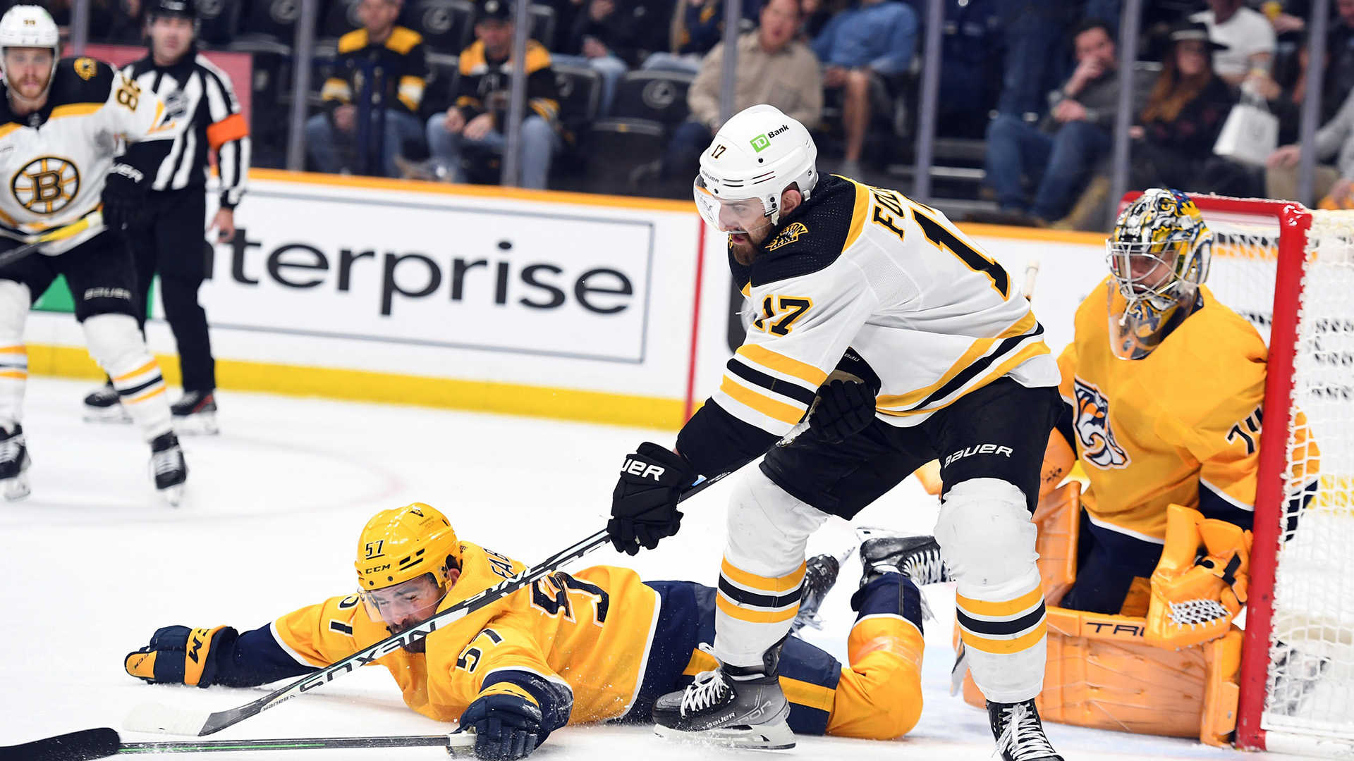 Boston Bruins forward Nick Foligno