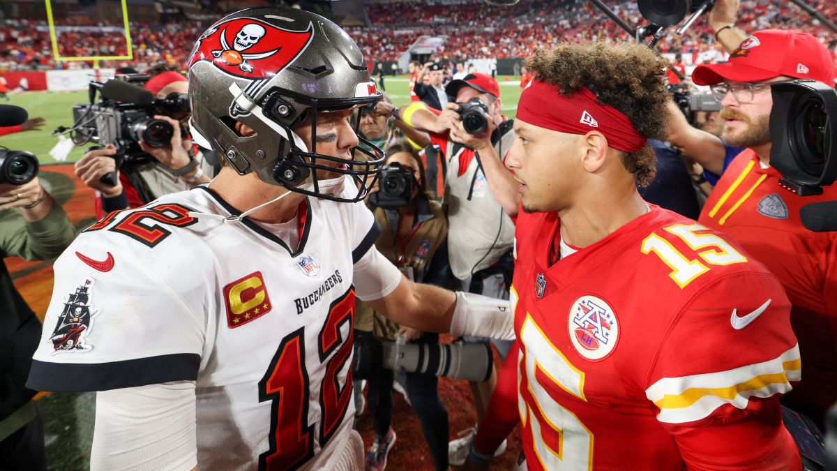 Former NFL quarterback Tom Brady and Kansas City Chiefs quarterback Patrick Mahomes
