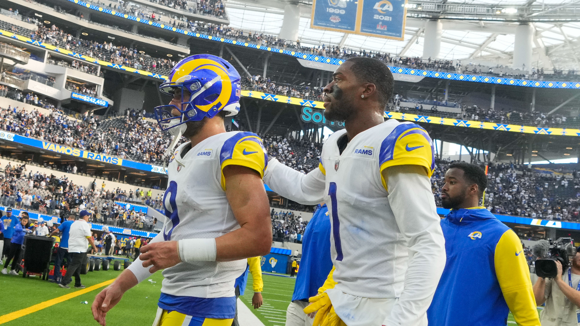 Los Angeles Rams wide receiver Allen Robinson, quarterback Matthew Stafford