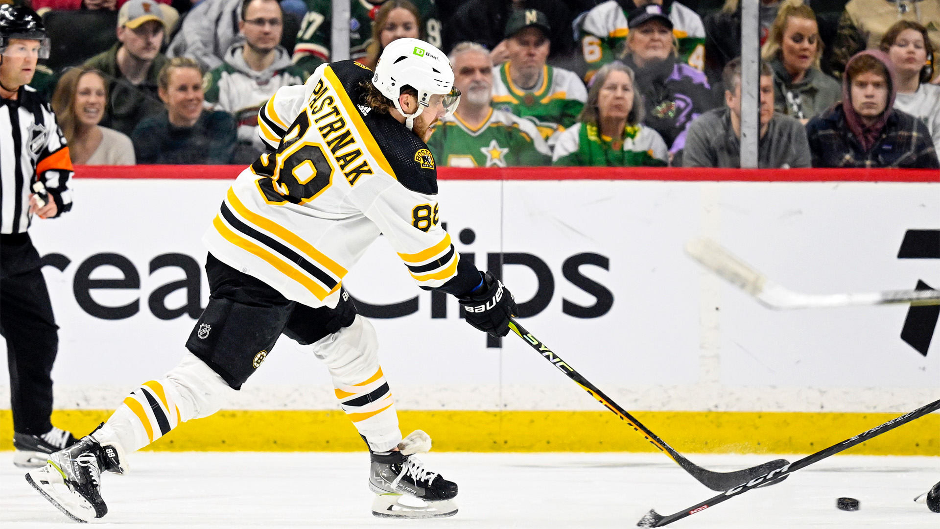 Bosto Bruins right wing David Pastrnak