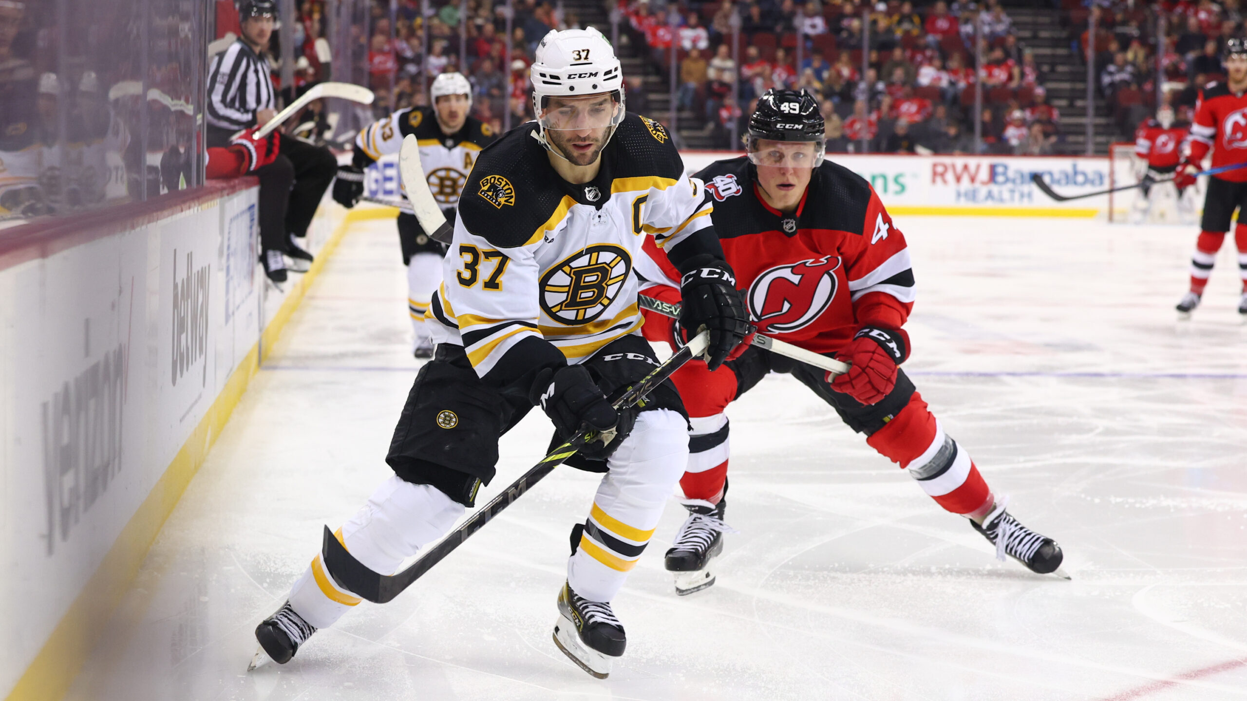 NHL: Boston Bruins at New Jersey Devils