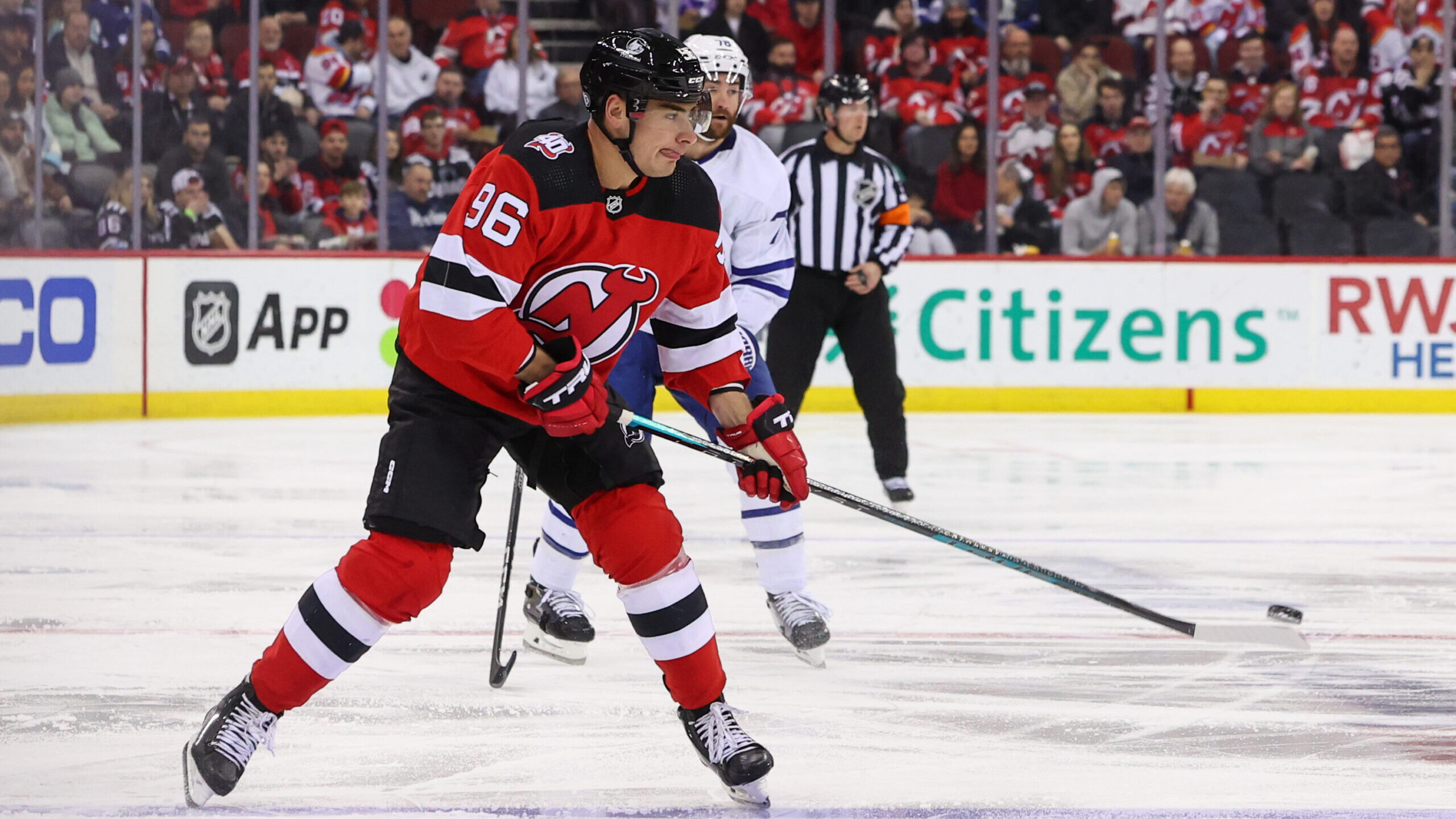 NHL: Toronto Maple Leafs at New Jersey Devils