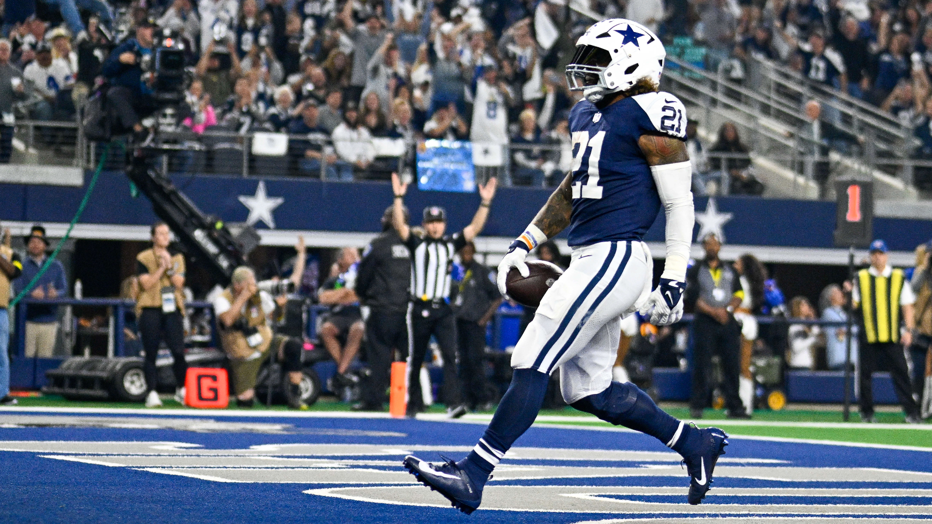 Free agent NFL running back Ezekiel Elliott