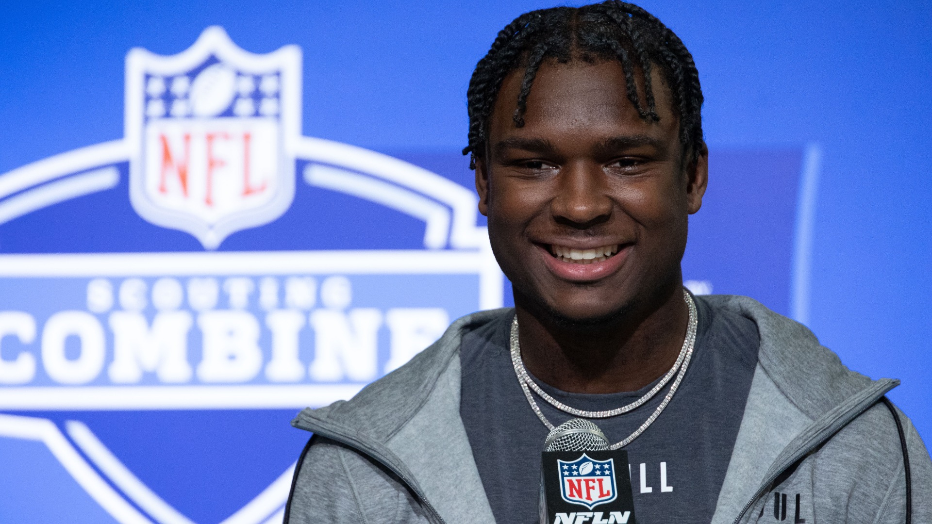 Alabama safety Jordan Battle
