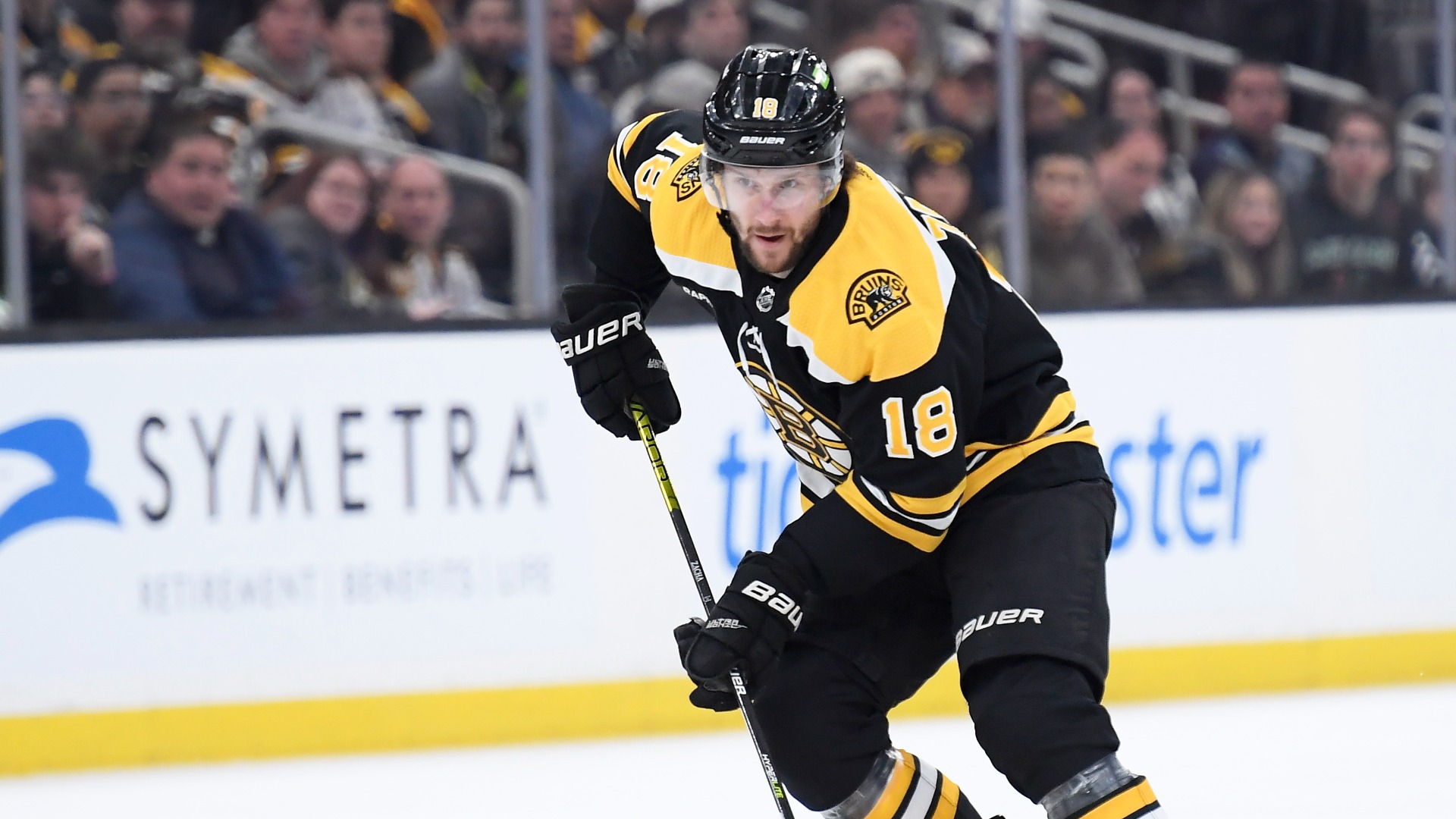 Boston Bruins forward Pavel Zacha