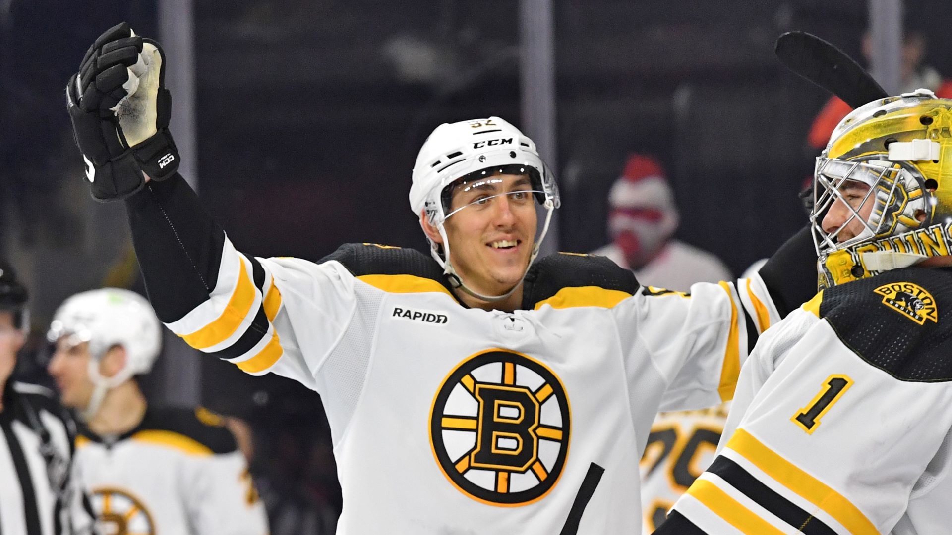 Boston Bruins forward Tomas Nosek