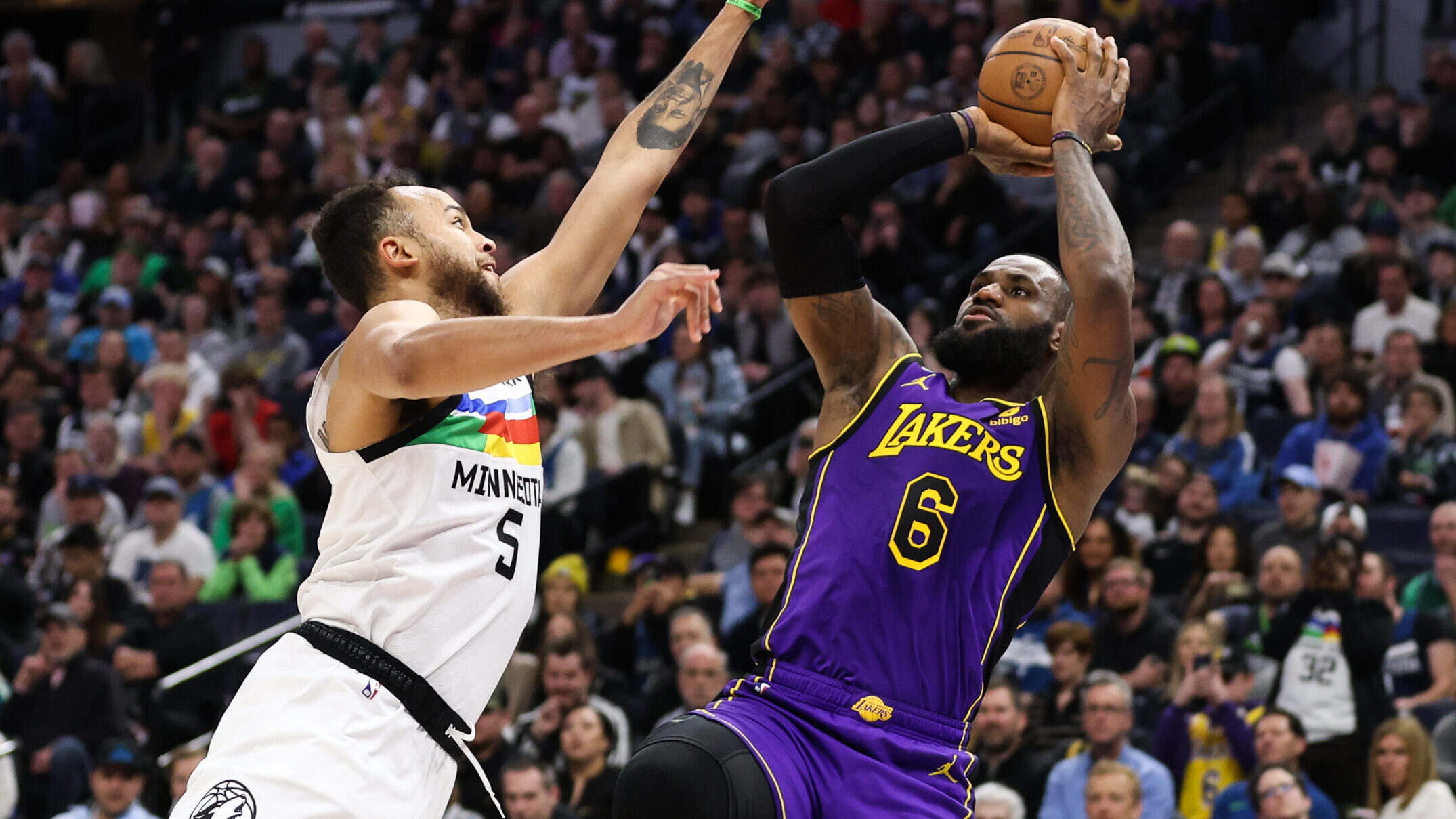 NBA: Los Angeles Lakers at Minnesota Timberwolves