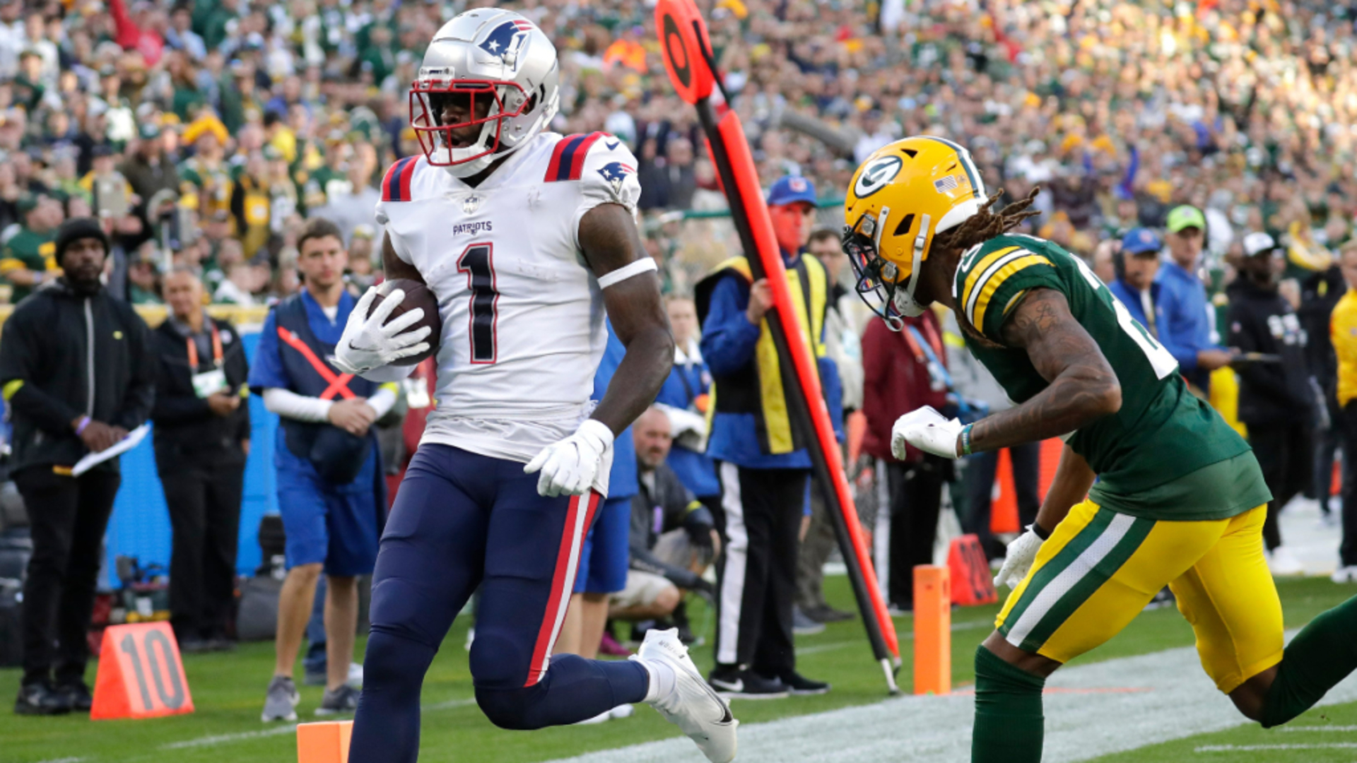 New England Patriots wide receiver DeVante Parker