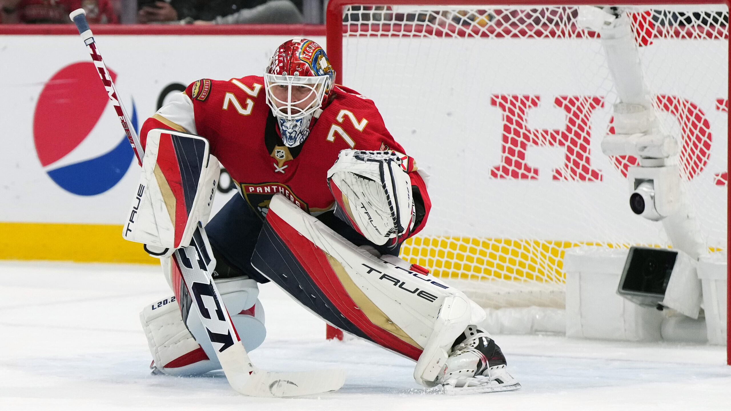 NHL: Stanley Cup Playoffs-Carolina Hurricanes at Florida Panthers